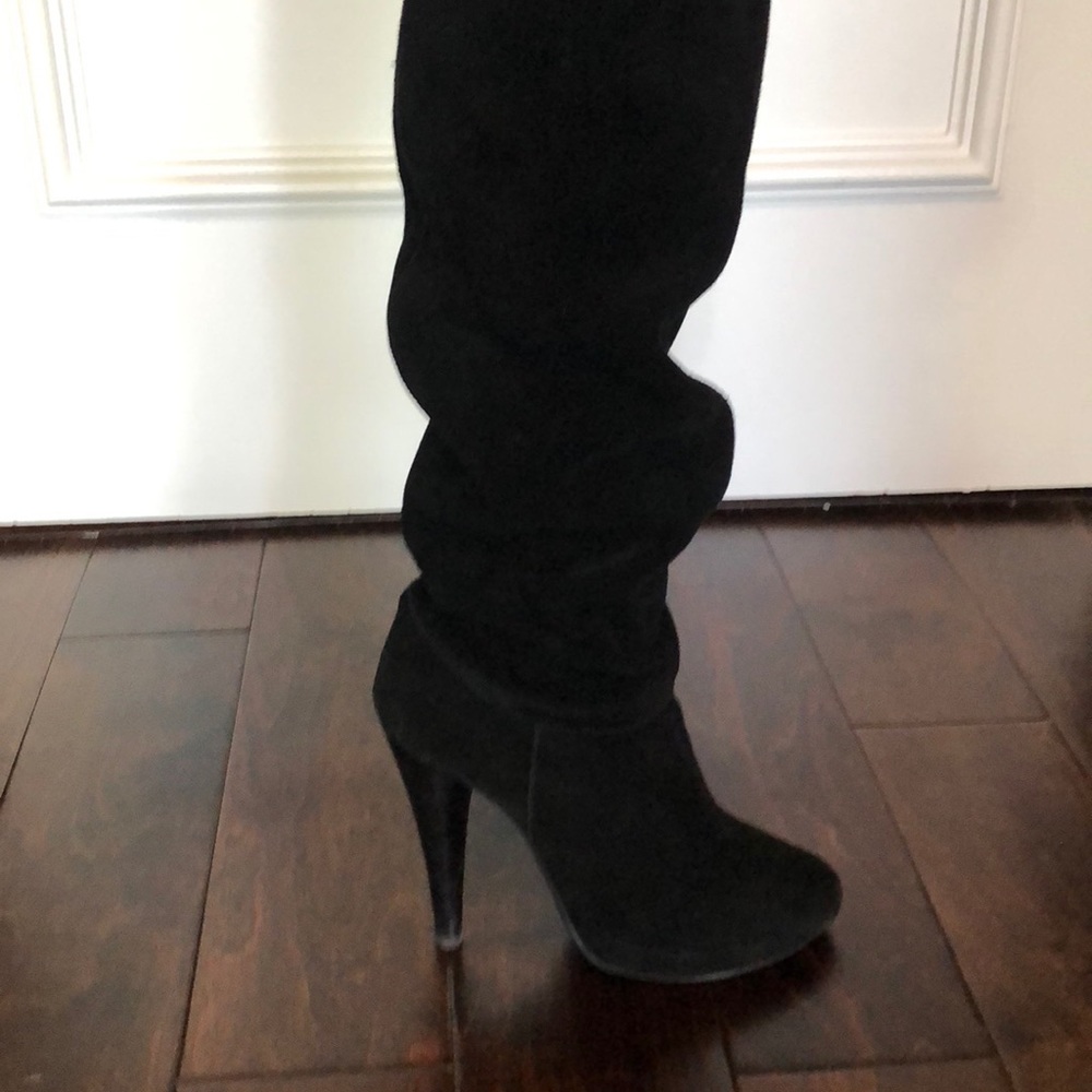 Black suede slouchy boots from Arden B
